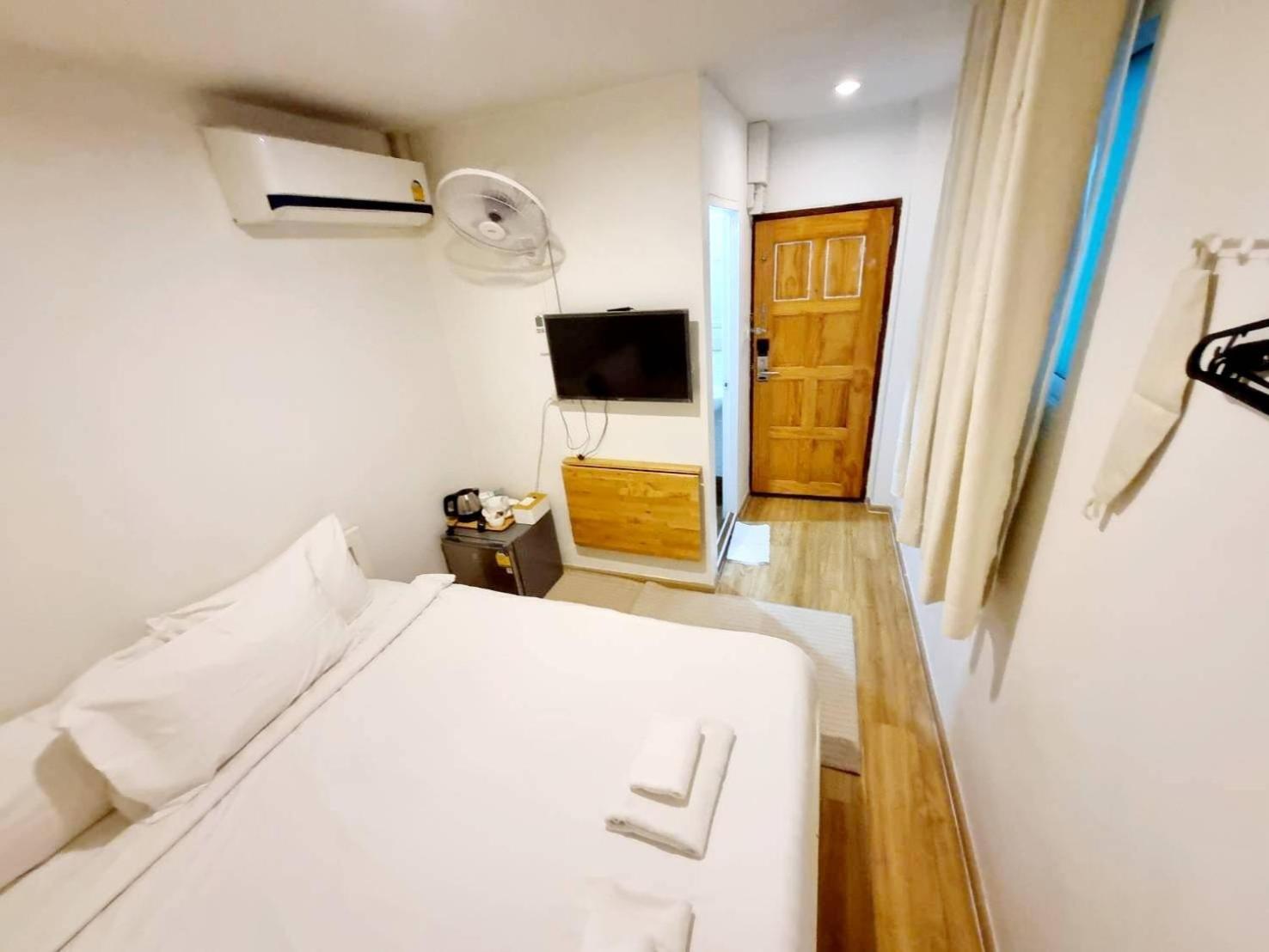 K Home Asok Bangkok Exterior photo