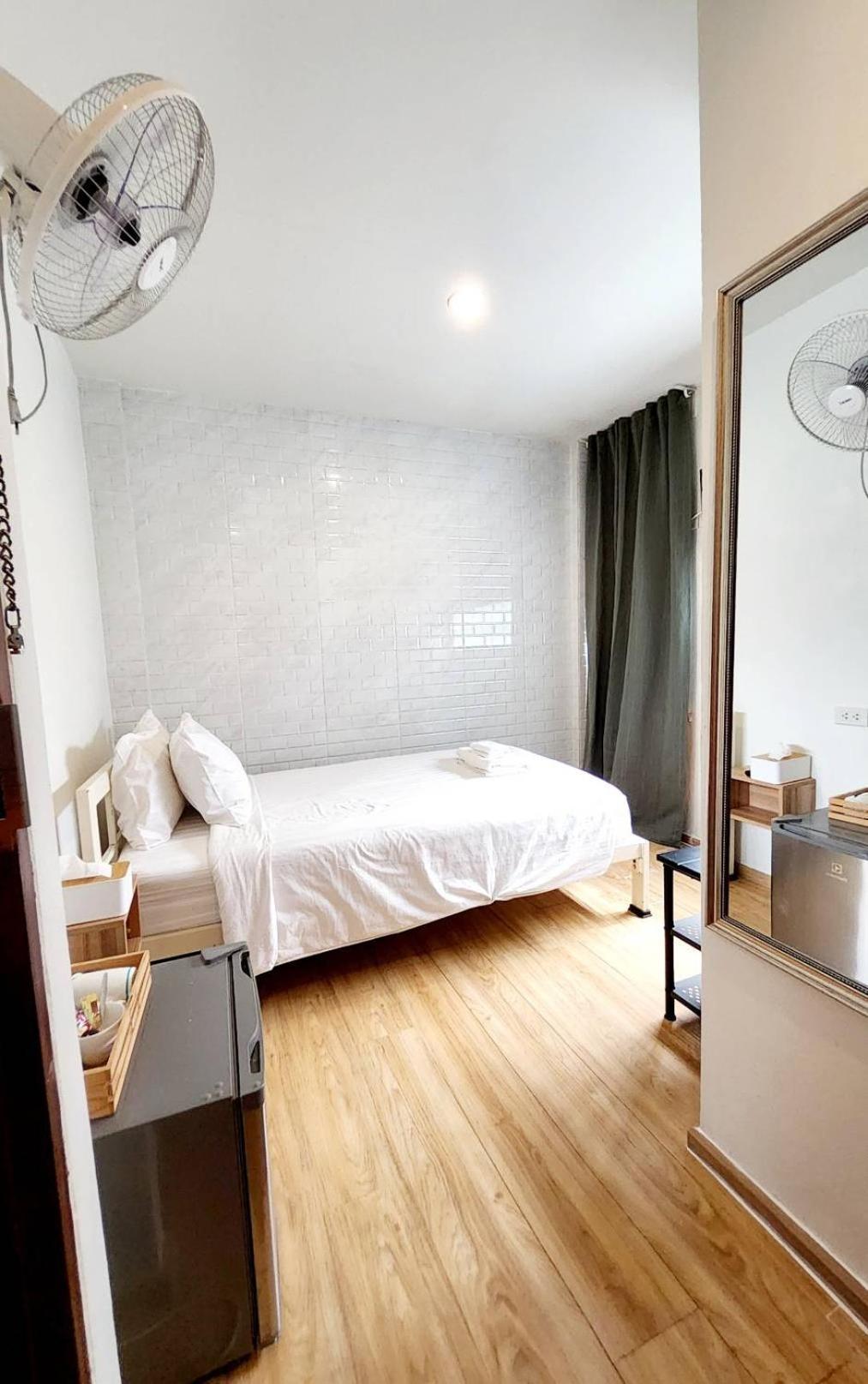 K Home Asok Bangkok Exterior photo